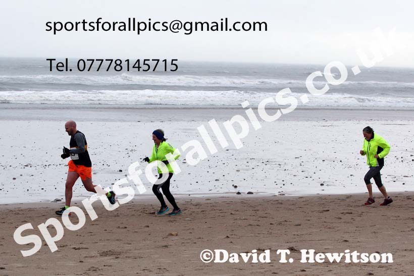 The 2021 Blyth Sands Race, December 5th. Photo: David T. Hewitson/Sports for All Pics